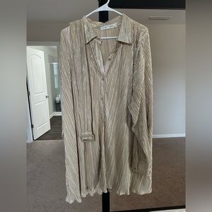 Gold size large dress with waist belt